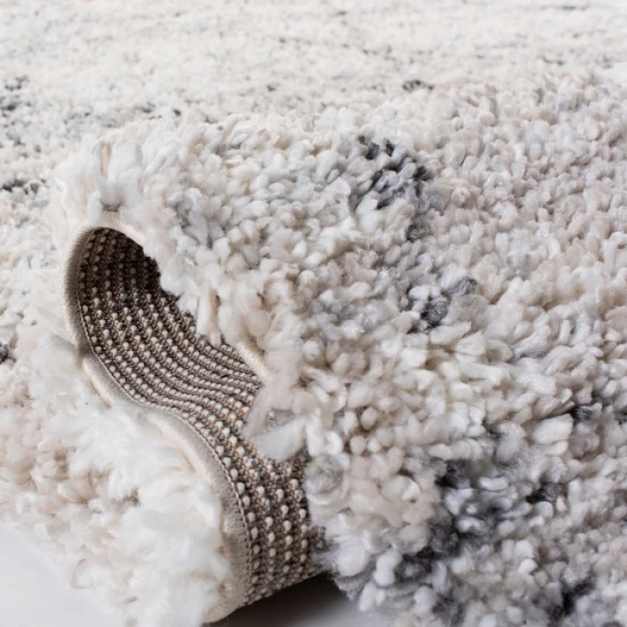 Safavieh Fontana Shag  Grey / Ivory FNT886 8 ft. X 8 ft. Square Rug