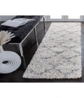 Safavieh Fontana Shag  Grey / Ivory FNT888 2 ft. 3 in. X 6 ft. Runner Rug