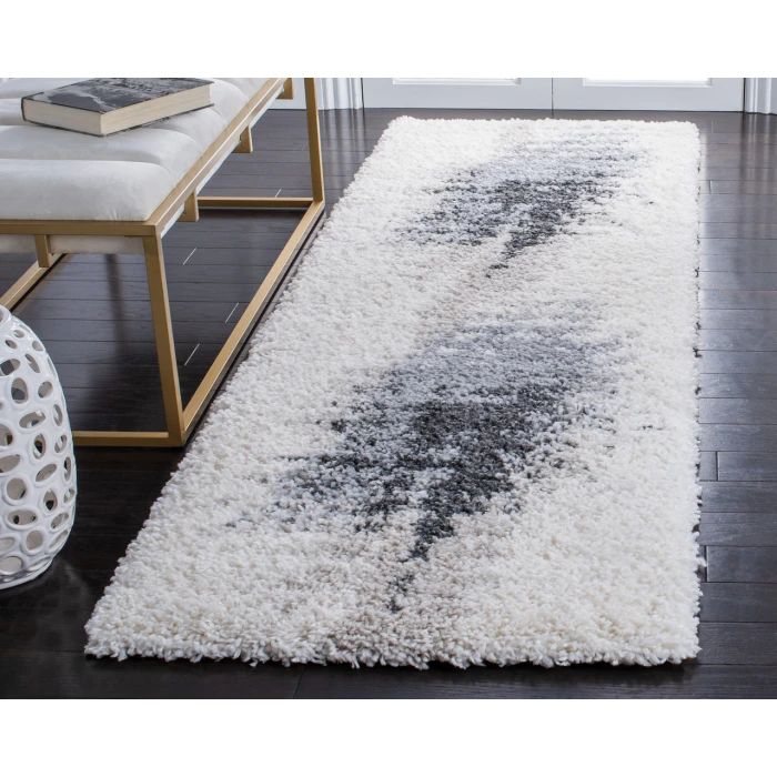 Safavieh Fontana Shag  Grey / Ivory FNT894 2 ft. 3 in. X 8 ft. Runner Rug