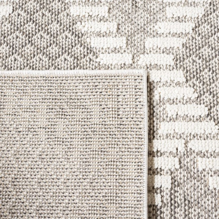 Safavieh Global Grey / Ivory GLB420 6 ft. 7 in. X 6 ft. 7 in. Round Rug