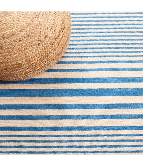 Safavieh Genre Blue / Ivory GRE201 6 ft. X 6 ft. Square Rug