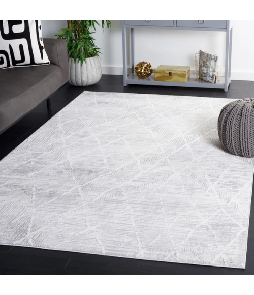 Safavieh Hanna Ivory / Light Grey HAN106 5 ft. 3 in. X 7 ft. 6 in. Rectangle Rug
