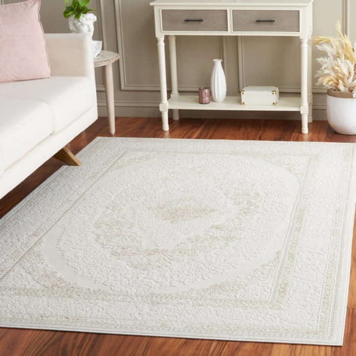 Safavieh Hanna Taupe / Ivory HAN109 5 ft. 3 in. X 7 ft. 6 in. Rectangle Rug