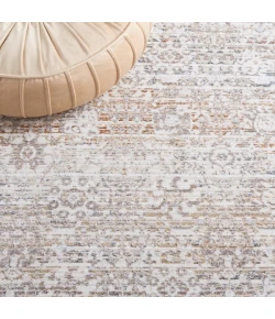 Safavieh Harlow Ivory / Beige HAR161 6 ft. 3 in. X 6 ft. 3 in. Round Rug