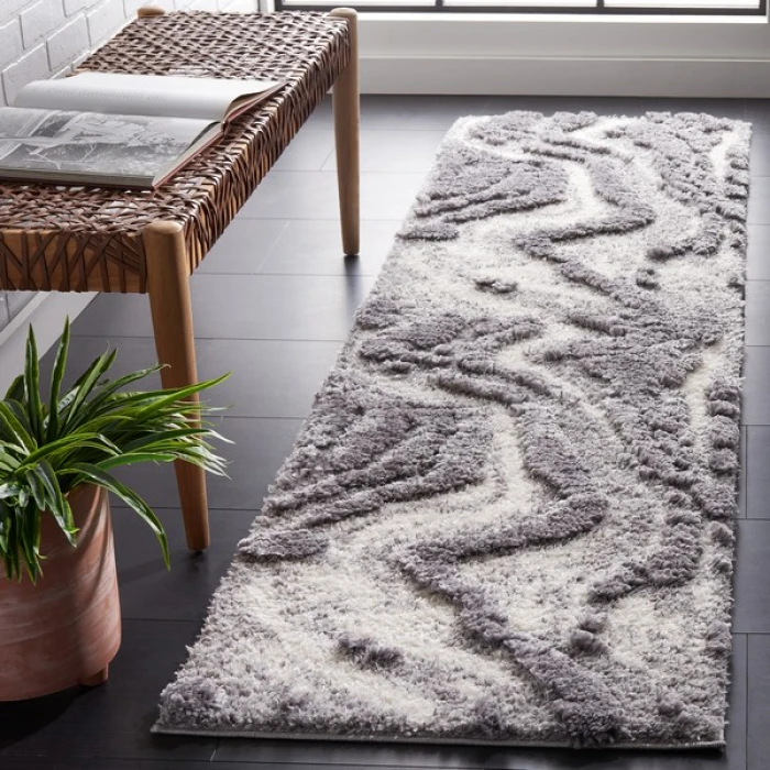 Safavieh Hi-Lo Shag Grey / Light Grey HLS208 2 ft. 2 in. X 8 ft. Runner Rug