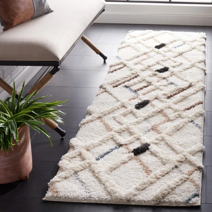 Safavieh Hi-Lo Shag Light Beige / Beige HLS210 2 ft. 2 in. X 8 ft. Runner Rug