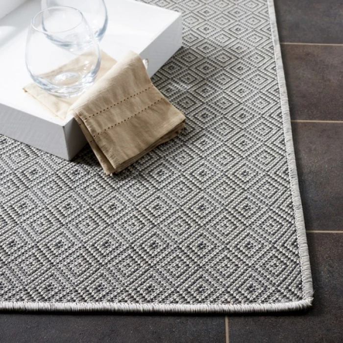 Safavieh Hampton Grey HTN230 5 ft. 1 in. X 7 ft. 6 in. Rectangle Rug