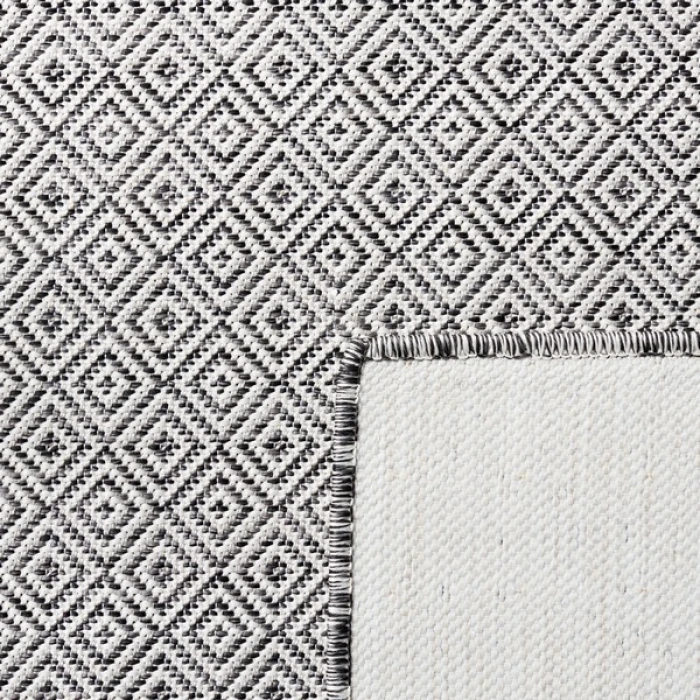 Safavieh Hampton Ivory / Black HTN230 2 ft. X 9 ft. Runner Rug