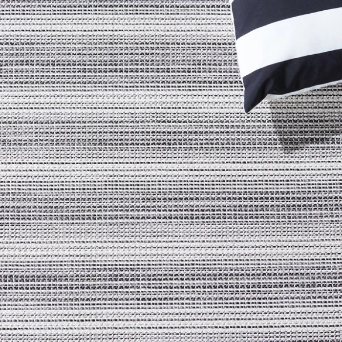 Safavieh Hampton Black / Ivory HTN231 6 ft. 5 in. X 6 ft. 5 in. Square Rug