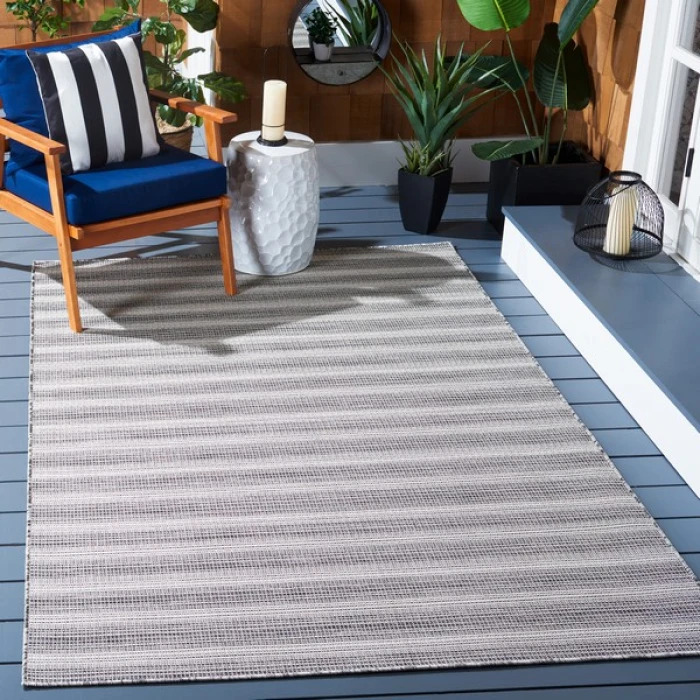 Safavieh Hampton Black / Ivory HTN231 4 ft. X 6 ft. Rectangle Rug