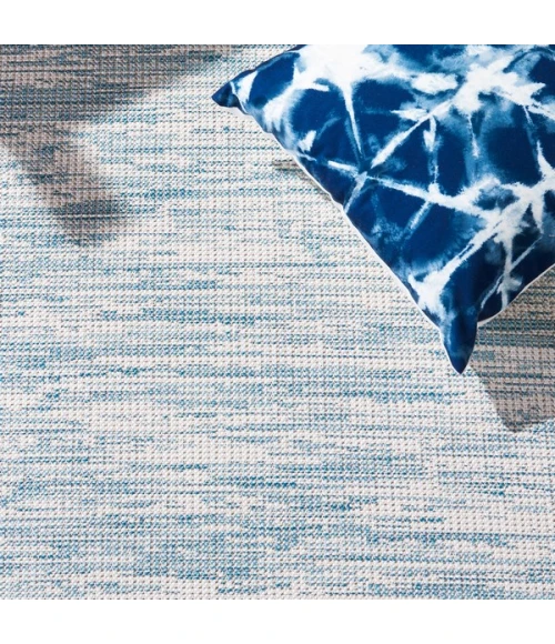 Safavieh Hampton Aqua HTN238 6 ft. 5 in. X 6 ft. 5 in. Round Rug