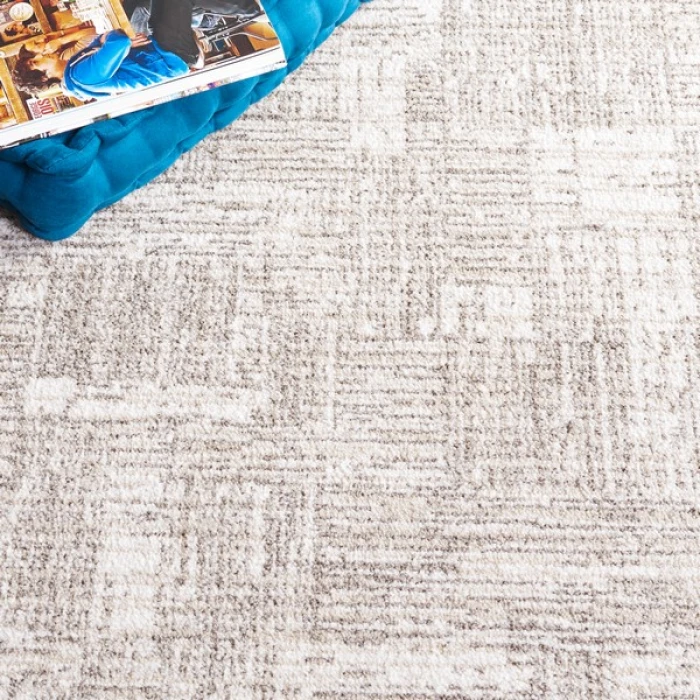 Safavieh Jade  Ivory / Beige Black JAD102 6 ft. 7 in. X 6 ft. 7 in. Round Rug