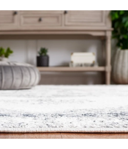 Safavieh Layla Ivory Grey / Charcoal LAY104 6 ft. 7 in. X 6 ft. 7 in. Round Rug