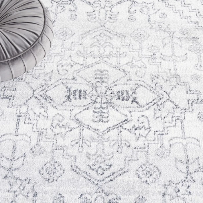 Safavieh Layla Ivory Grey / Charcoal LAY110 6 ft. 7 in. X 6 ft. 7 in. Round Rug