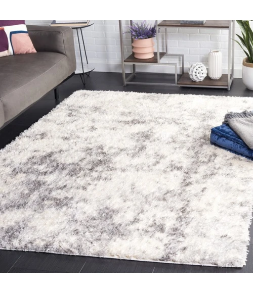 Safavieh Lindsay Shag Ivory / Grey LNS550 5 ft. 3 in. X 7 ft. 6 in. Rectangle Rug
