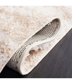 Safavieh Lindsay Shag Beige / Ivory LNS554 6 ft. 7 in. X 6 ft. 7 in. Round Rug