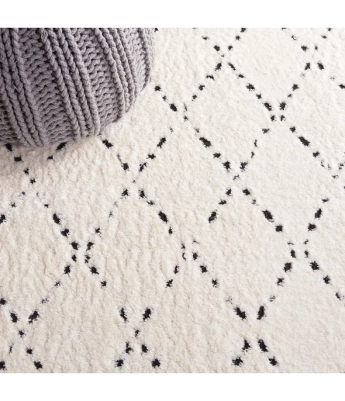 Safavieh Melody Ivory / Black MEL102 5 ft. 3 in. X 7 ft. 6 in. Rectangle Rug