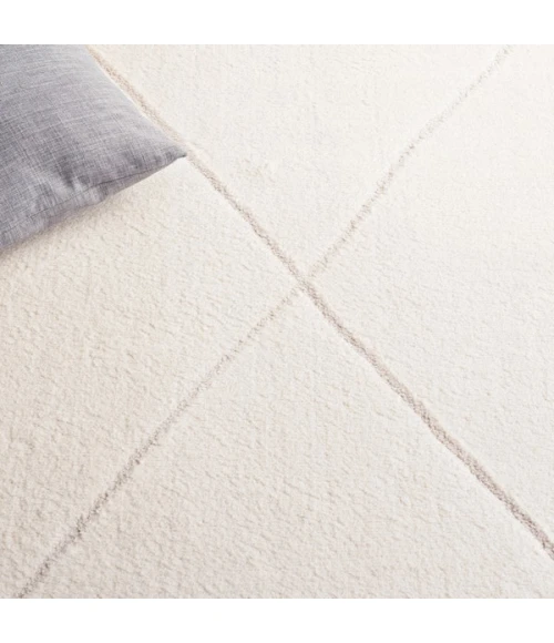 Safavieh Melody Ivory / Beige MEL110 8 ft. X 10 ft. Rectangle Rug