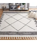 Safavieh Moroccan Tassel Ivory / Black MRT103 4 ft. 5 in. X 6 ft. 5 in. Rectangle Rug