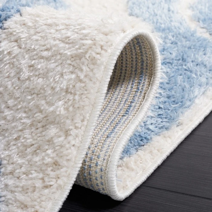 Safavieh Norway Blue / Ivory NOR210 6 ft. 7 in. X 6 ft. 7 in. Square Rug
