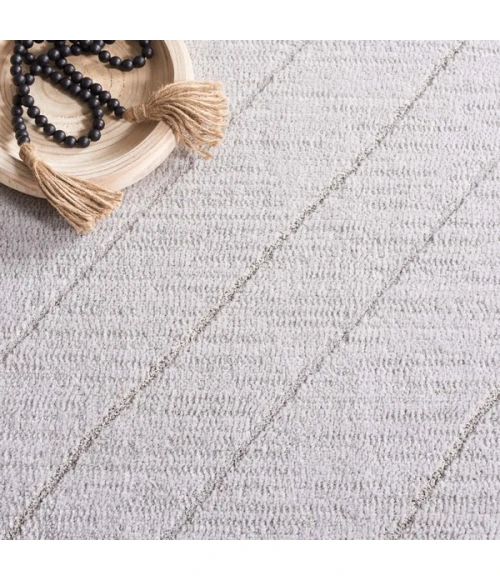 Safavieh Neptune Light Grey / Grey NPE850 6 ft. 7 in. X 6 ft. 7 in. Round Rug