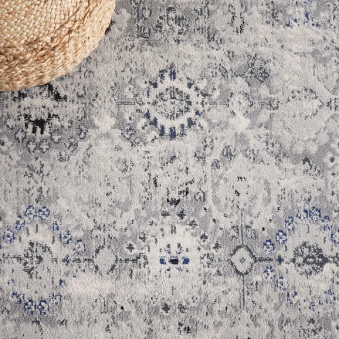 Safavieh Odyssey Light Grey / Grey ODY862 5 ft. 3 in. X 7 ft. 6 in. Rectangle Rug