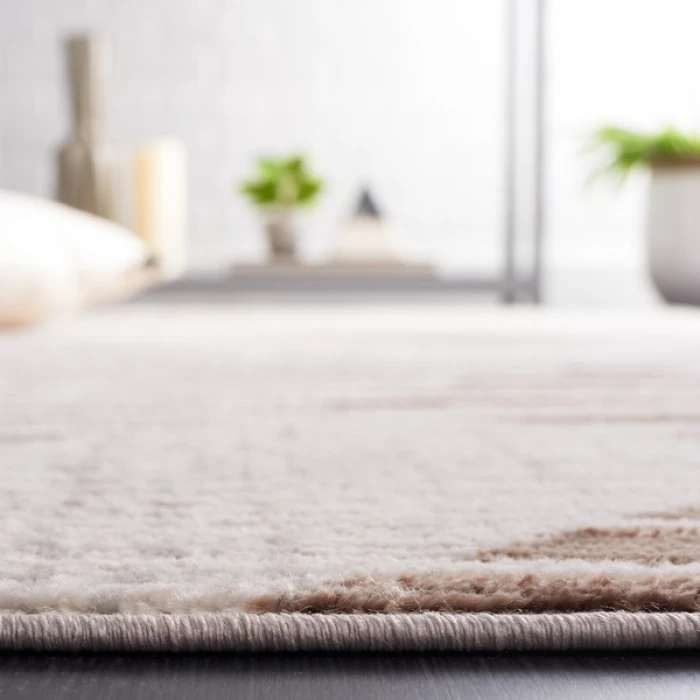Safavieh Palma Beige / Light Grey PAM328 2 ft. 2 in. X 9 ft. Runner Rug