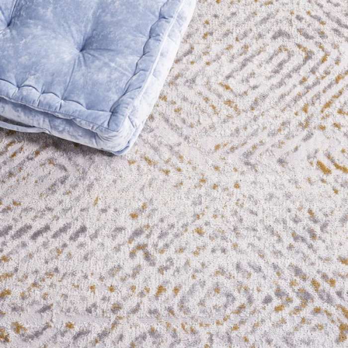 Safavieh Palma Beige / Light Grey PAM330 2 ft. 2 in. X 9 ft. Runner Rug