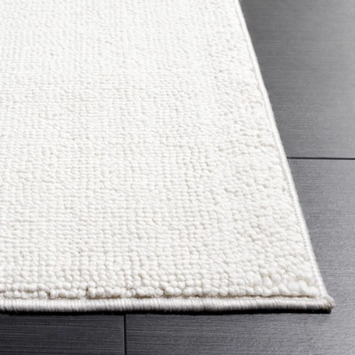 Safavieh River Ivory RVR600 2 ft. 2 in. X 8 ft. Runner Rug