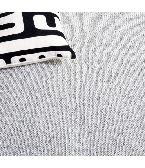 Safavieh River Grey / Ivory RVR600 6 ft. 7 in. X 6 ft. 7 in. Square Rug