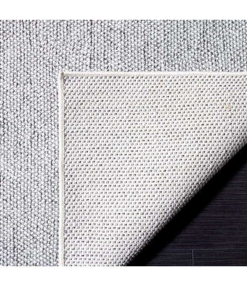 Safavieh River Grey / Ivory RVR600 6 ft. 7 in. X 6 ft. 7 in. Square Rug