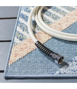 Safavieh Sarasota Blue / Light Green SAR102 6 ft. 7 in. X 6 ft. 7 in. Square Rug