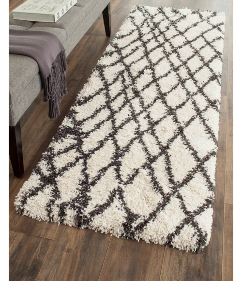 Safavieh Belize Shag SGB484 Ivory / Charcoal 2'-3" X 11' Runner Area Rug