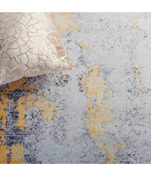 Safavieh Tacoma Grey / Gold TAC803 2 ft. 6 in. X 10 ft. Runner Rug