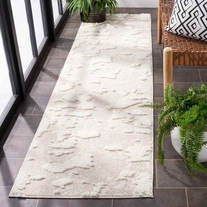 Safavieh Trends Beige / Ivory TRD100 2 ft. 2 in. X 5 ft. Rectangle Rug