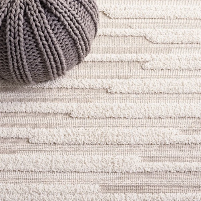 Safavieh Trends Beige / Ivory TRD102 9 ft. X 12 ft. Rectangle Rug