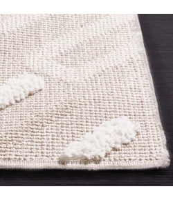 Safavieh Trends Beige / Ivory TRD104 6 ft. 7 in. X 6 ft. 7 in. Square Rug