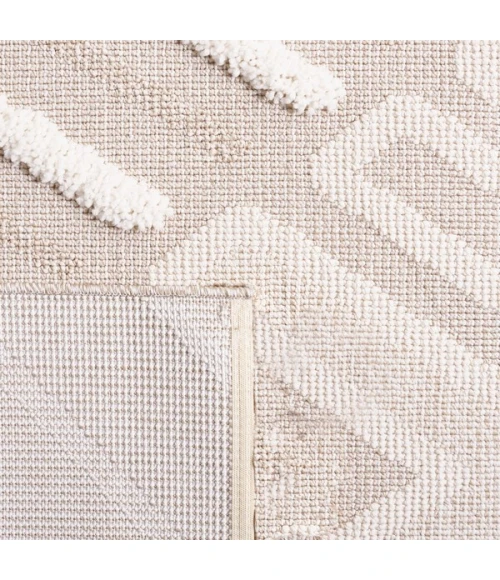 Safavieh Trends Beige / Ivory TRD104 6 ft. 7 in. X 6 ft. 7 in. Square Rug