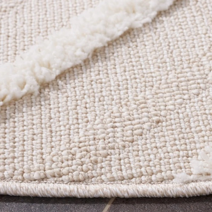 Safavieh Trends Beige / Ivory TRD104 6 ft. 7 in. X 6 ft. 7 in. Round Rug