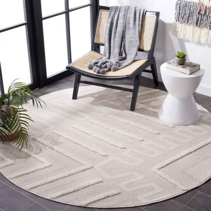 Safavieh Trends Beige / Ivory TRD104 6 ft. 7 in. X 6 ft. 7 in. Round Rug