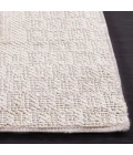 Safavieh Trends Beige / Ivory TRD106 4 ft. X 6 ft. Rectangle Rug