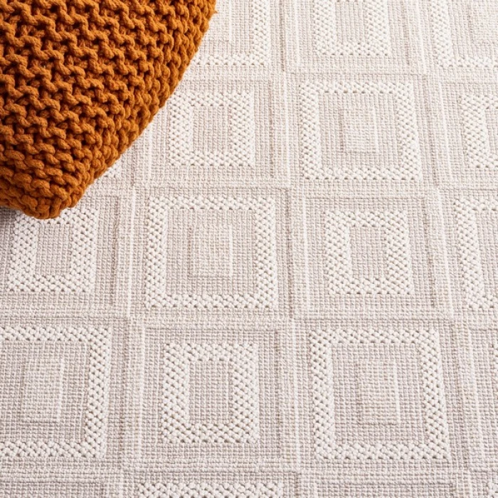 Safavieh Trends Beige / Ivory TRD106 5 ft. 3 in. X 7 ft. 6 in. Rectangle Rug