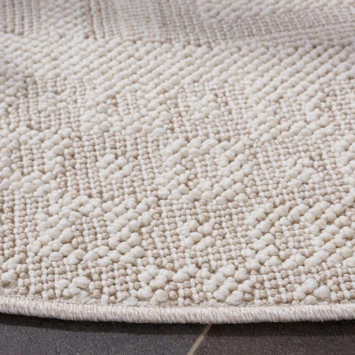 Safavieh Trends Beige / Ivory TRD106 6 ft. 7 in. X 6 ft. 7 in. Round Rug