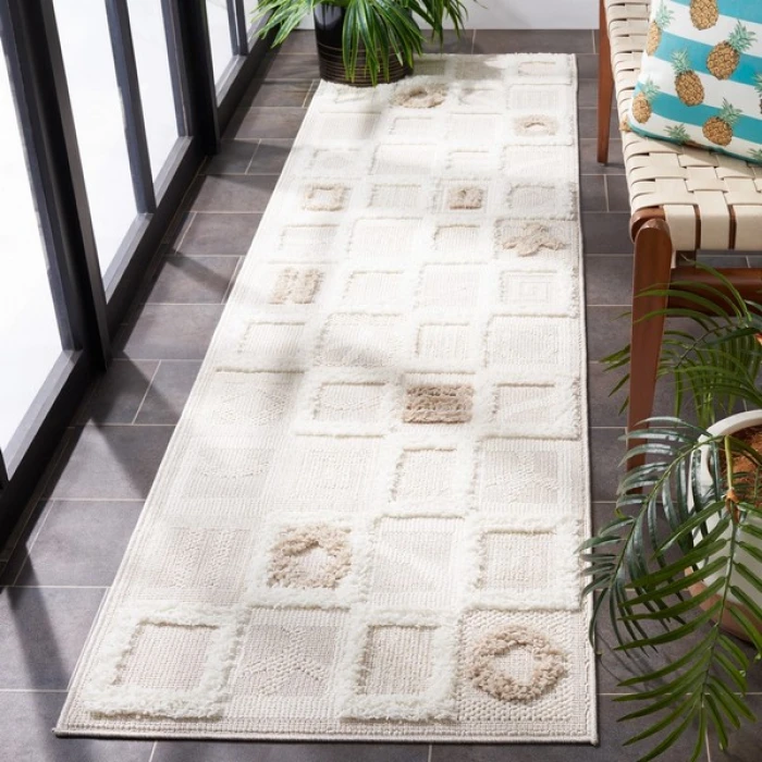 Safavieh Trends Beige / Ivory TRD108 2 ft. 2 in. X 8 ft. Runner Rug