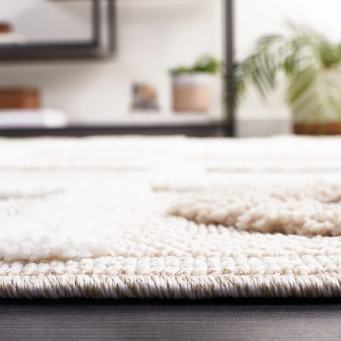 Safavieh Trends Beige / Ivory TRD108 6 ft. 7 in. X 6 ft. 7 in. Square Rug