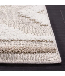 Safavieh Trends Beige / Ivory TRD110 6 ft. 7 in. X 6 ft. 7 in. Square Rug