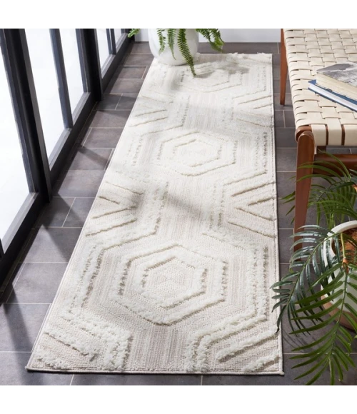 Safavieh Trends Beige / Ivory TRD114 2 ft. 2 in. X 8 ft. Runner Rug