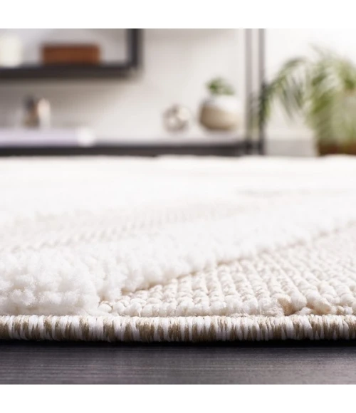 Safavieh Trends Beige / Ivory TRD114 3 ft. X 3 ft. Square Rug