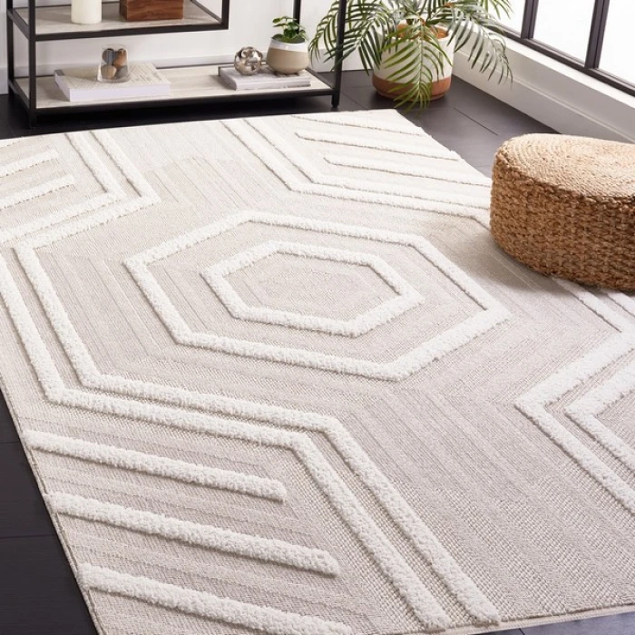 Safavieh Trends Beige / Ivory TRD114 2 ft. 2 in. X 8 ft. Runner Rug
