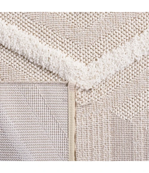 Safavieh Trends Beige / Ivory TRD114 3 ft. X 3 ft. Square Rug